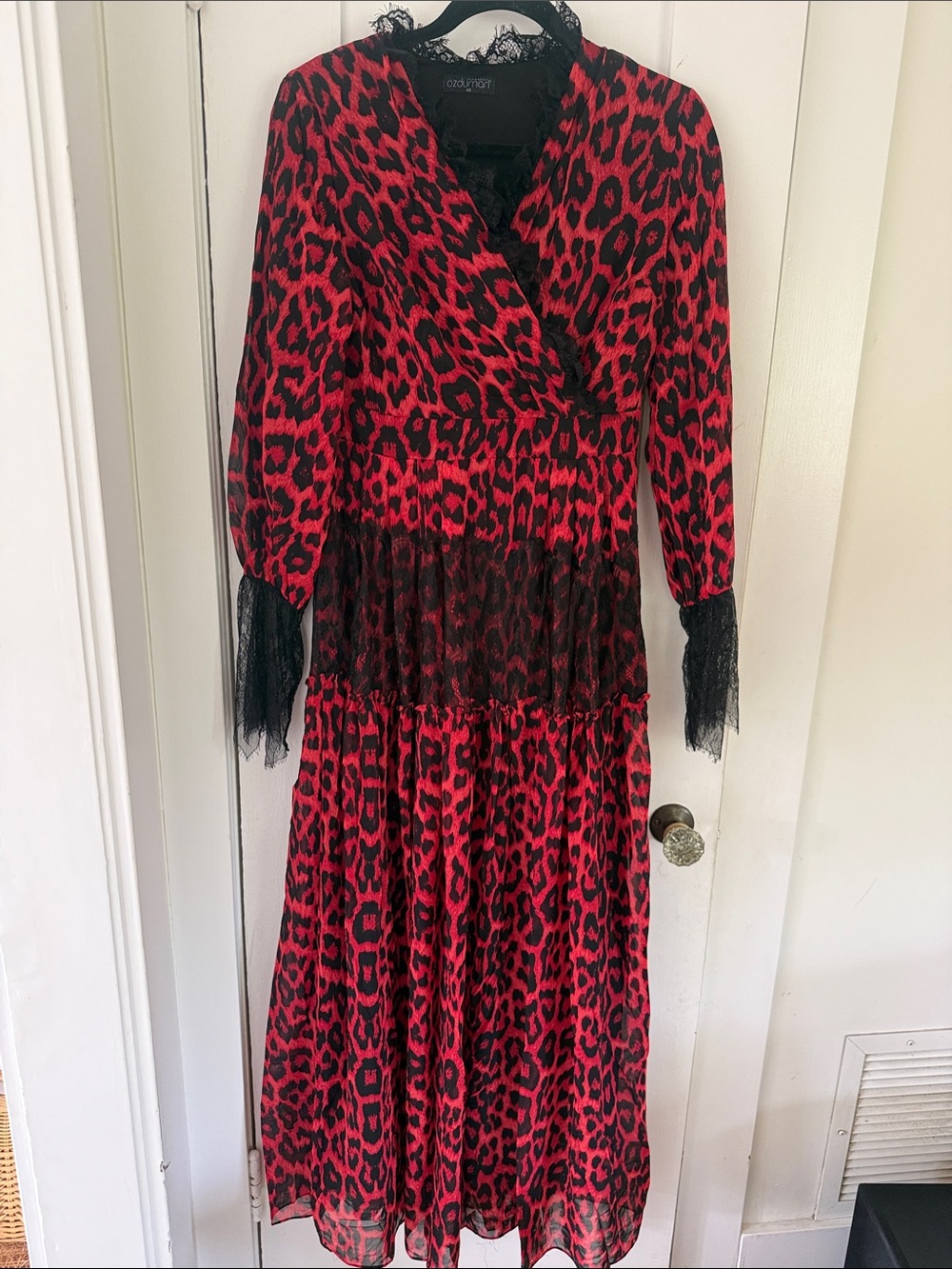Özduman Red and Black Leopard Lace-Trim Maxi Dress -M